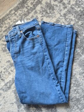 Women's Levi Button Fly Rib Cage Straight Ankle Jeans